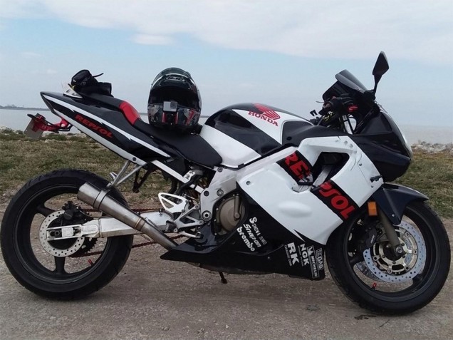 Discount 2004-2007 White Glossy Black Red Repsol Honda CBR600 F4i Motorcycle Fairings Canada