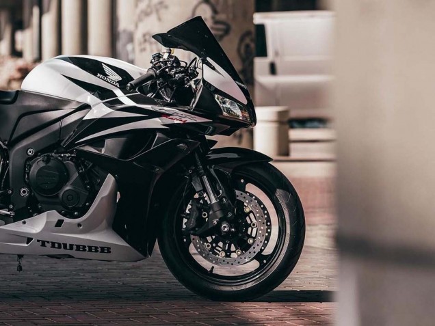 Discount 2007-2008 White Black Racing Honda CBR600RR Motorcycle Fairings Canada