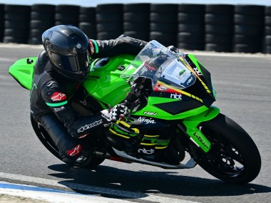 Discount 2011-2015 Green Yellow White Black Red Pirelli Kawasaki ZX10R Motorcycle Fairings Canada