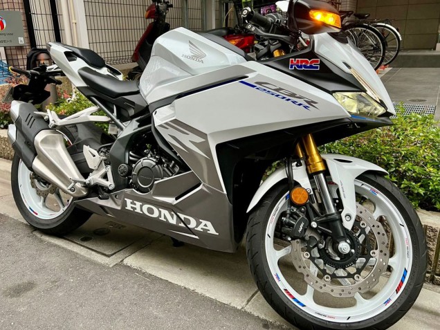 Discount 2023-2024 Silver Grey Honda CBR250RR Motorcycle Fairings Canada