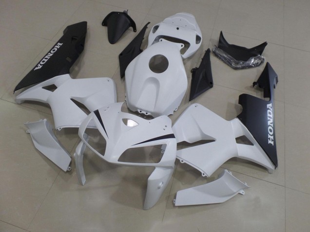 Discount 2005-2006 White Black Honda CBR600RR Motorcycle Fairings Canada Discount 2005-2006 White Black Honda CBR600RR Motorcycle Fairings Canada